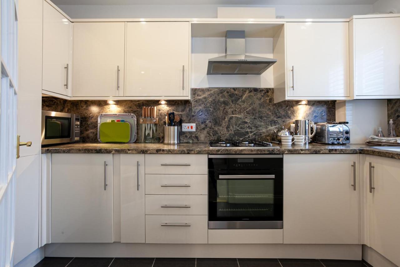 Keswick Ground Floor Apartment With Parking 外观 照片