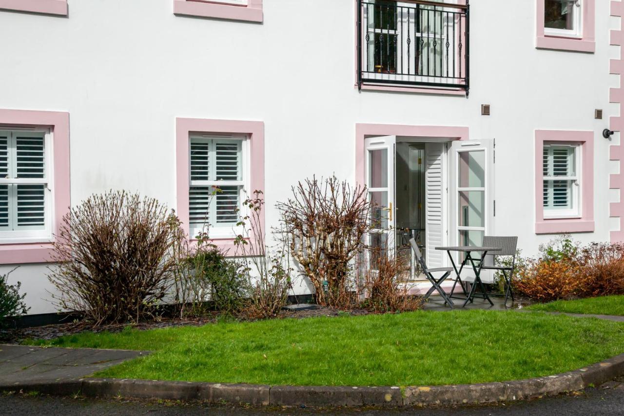 Keswick Ground Floor Apartment With Parking 外观 照片