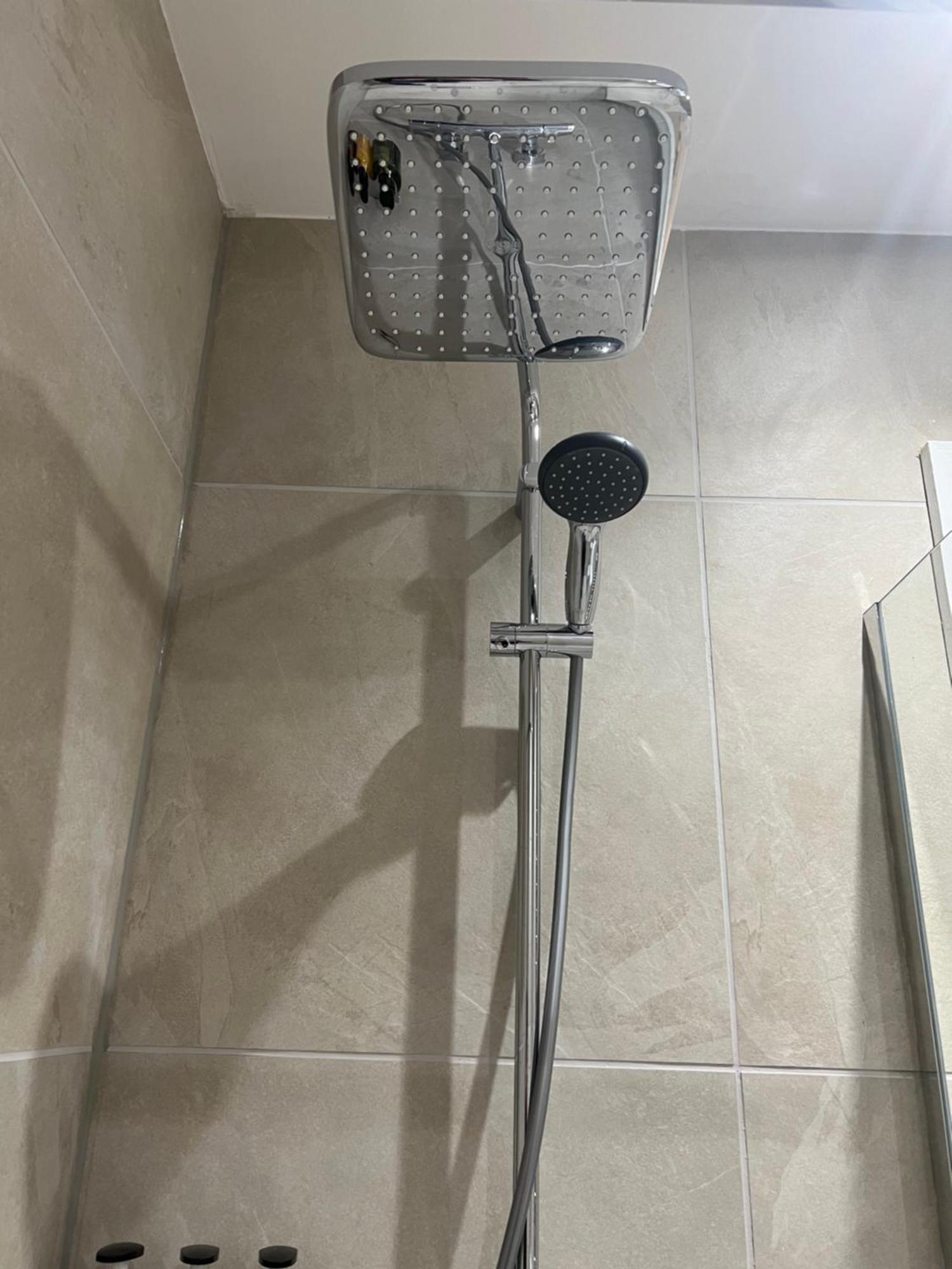 Keswick Ground Floor Apartment With Parking 外观 照片